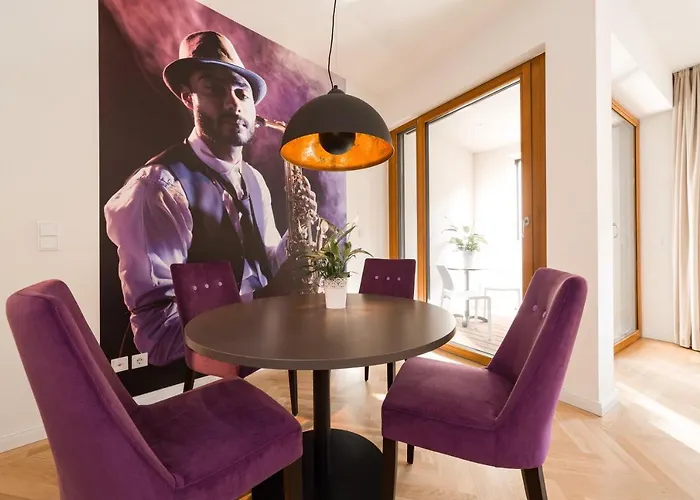 Modernes Apartment am Neumarkt